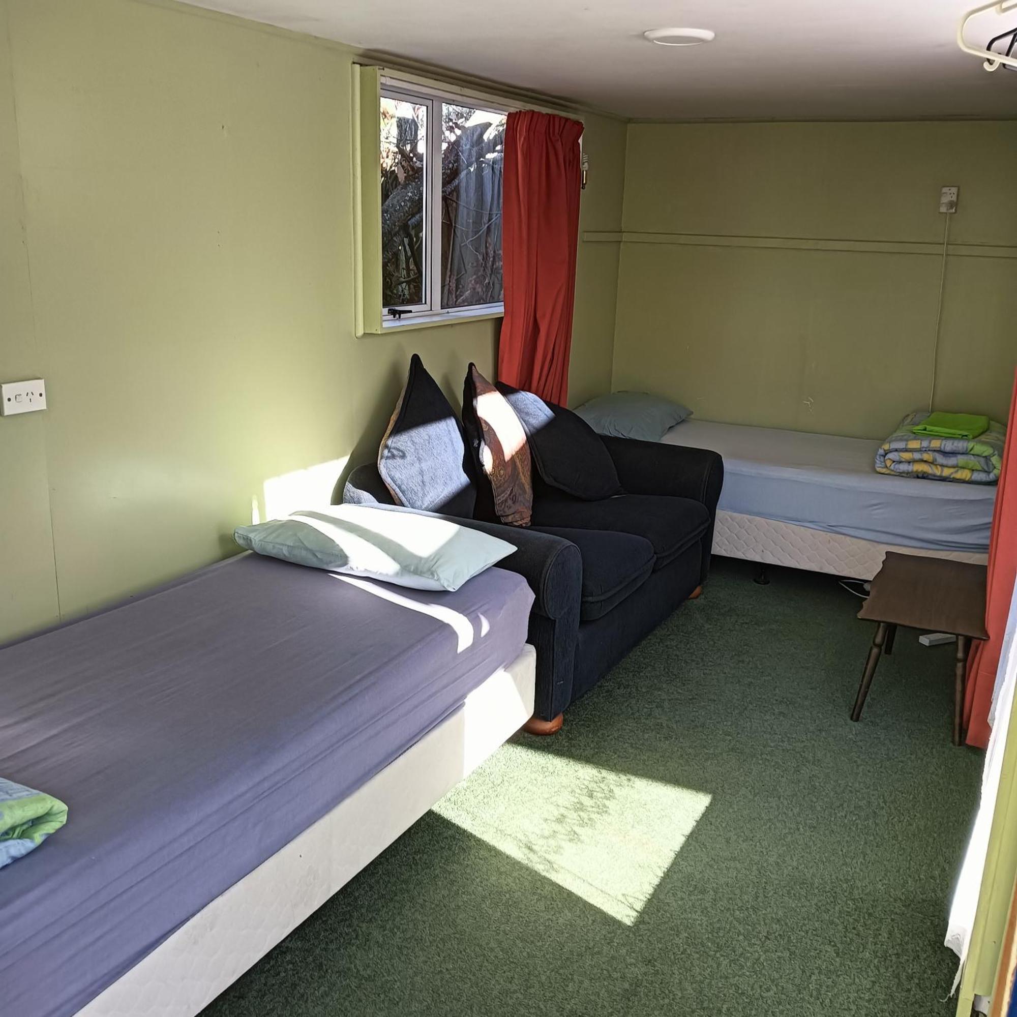 Annies Nirvana Lodge Backpackers Takaka Kültér fotó