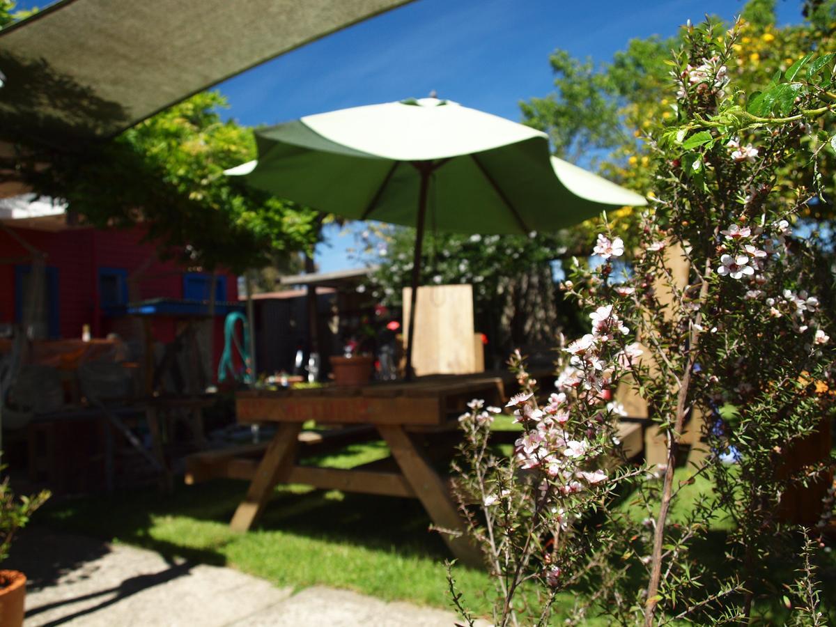 Annies Nirvana Lodge Backpackers Takaka Kültér fotó